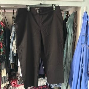 XL Black Capri pants